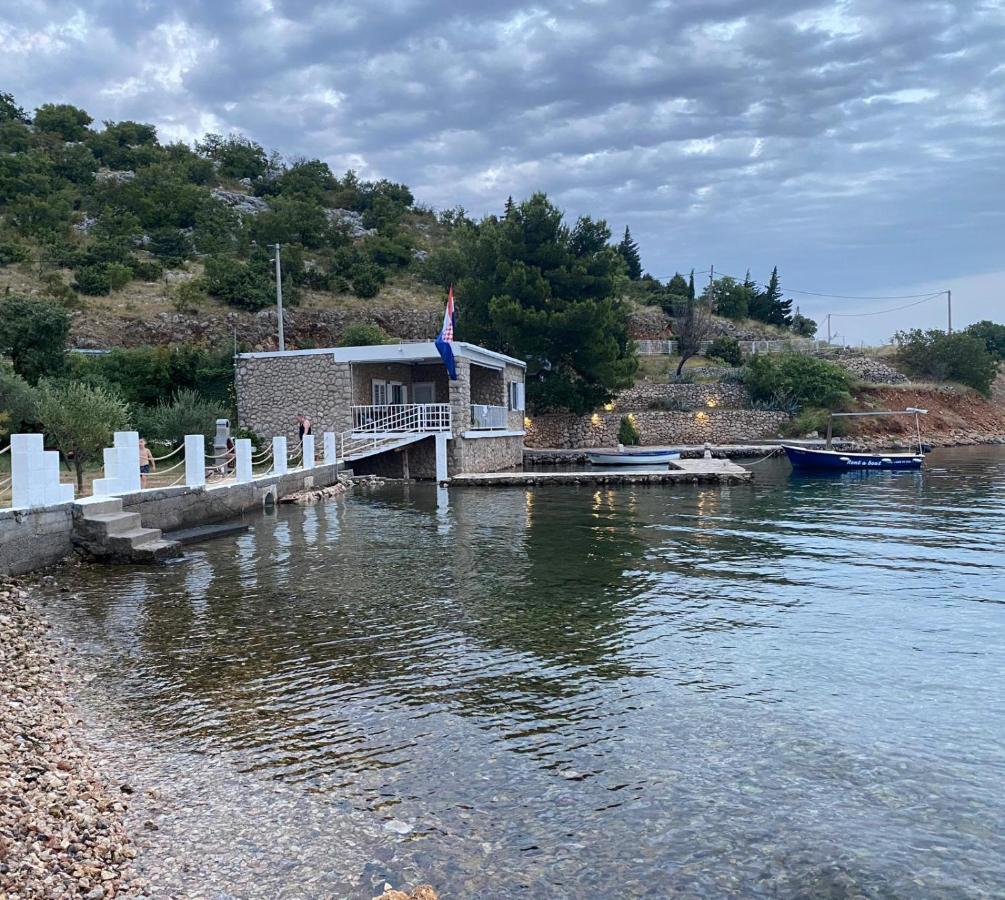Kuca Za Odmor Jelena Villa Starigrad Paklenica Eksteriør billede